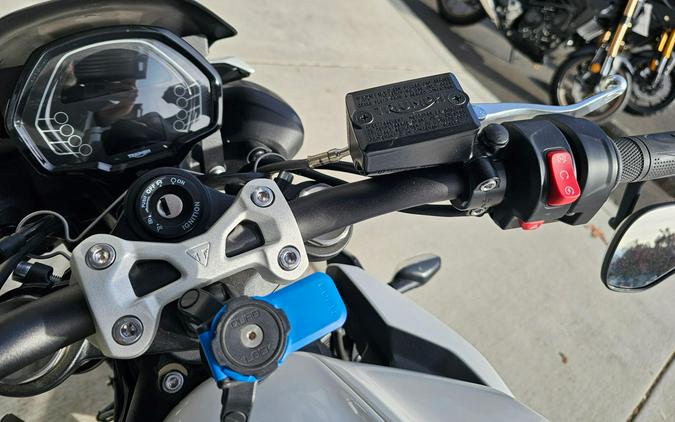 2025 Triumph Street Triple 765 R