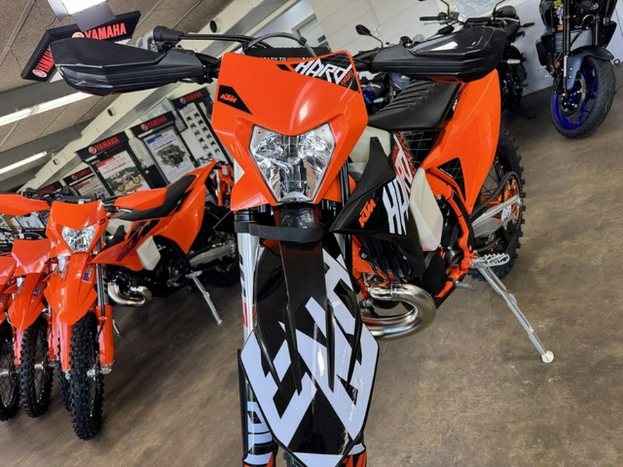 2027 KTM XC 300 W Hardenduro
