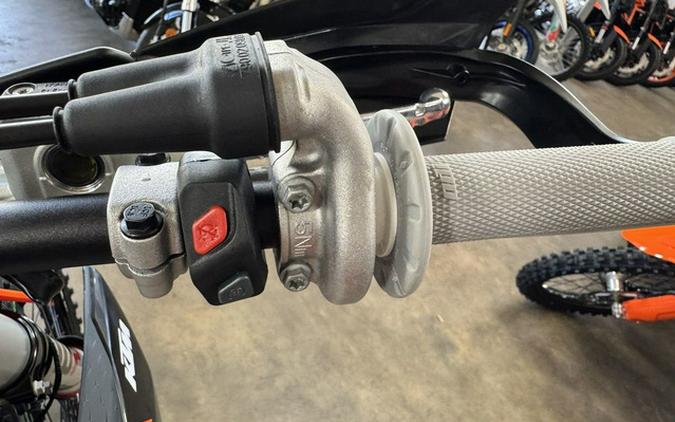 2027 KTM XC 300 W Hardenduro