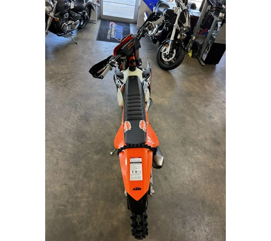 2027 KTM XC 300 W Hardenduro