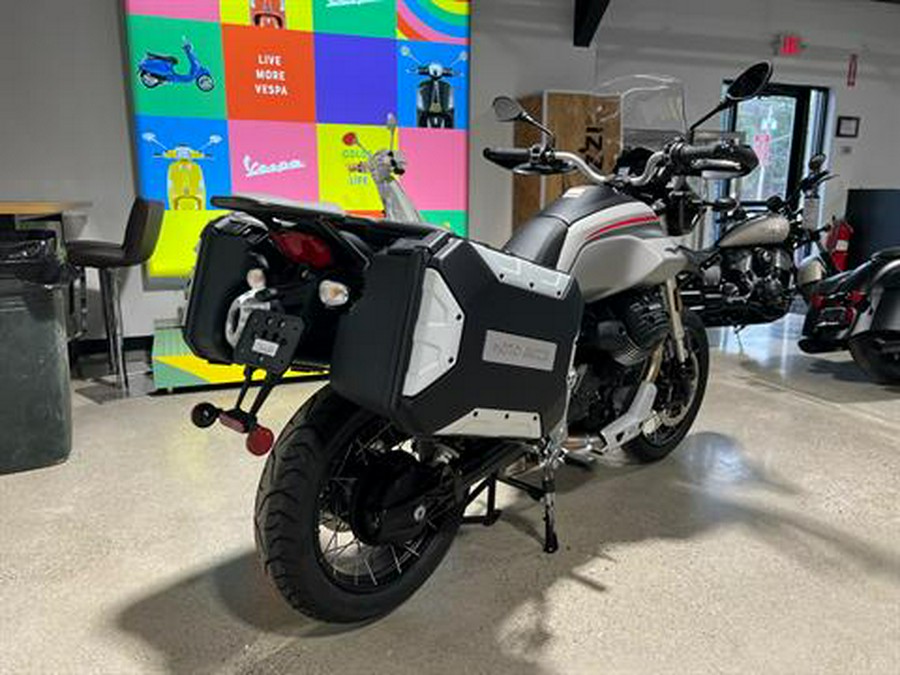 2023 Moto Guzzi V85 TT Travel