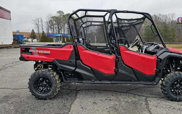 2024 Honda® Pioneer 1000-6 Deluxe Crew