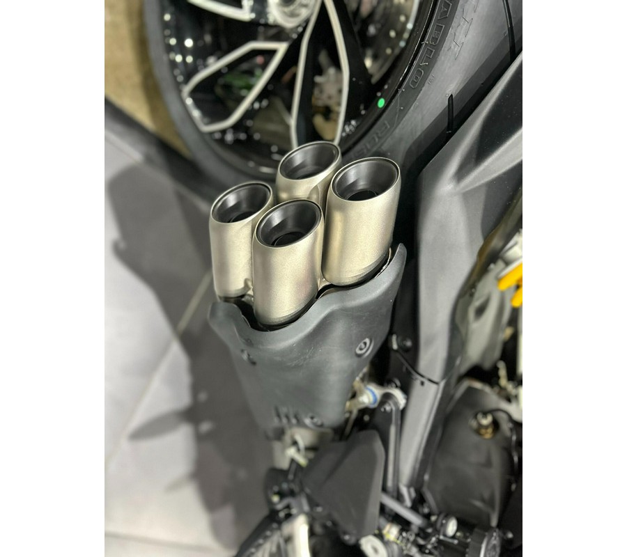 2025 Ducati DIAVEL V4