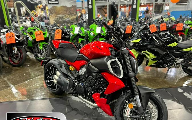 2025 Ducati DIAVEL V4