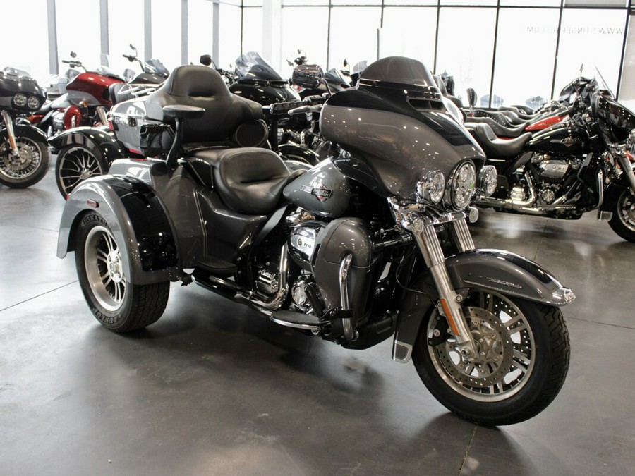 Used 2022 Harley-Davidson Tri Glide Ultra FLHTCUTG Trike For Sale In Medina, OH