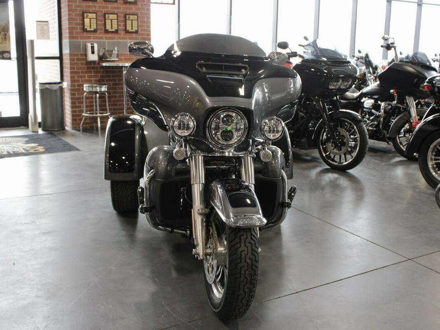 Used 2022 Harley-Davidson Tri Glide Ultra FLHTCUTG Trike For Sale In Medina, OH