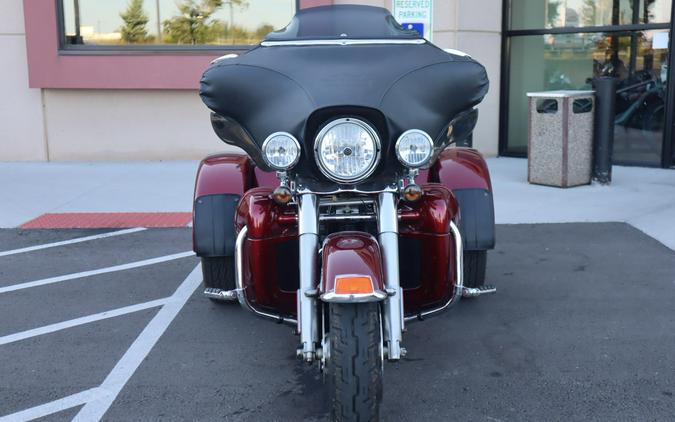 2011 Harley-Davidson Tri Glide Ultra Classic (FLHTCUTG)