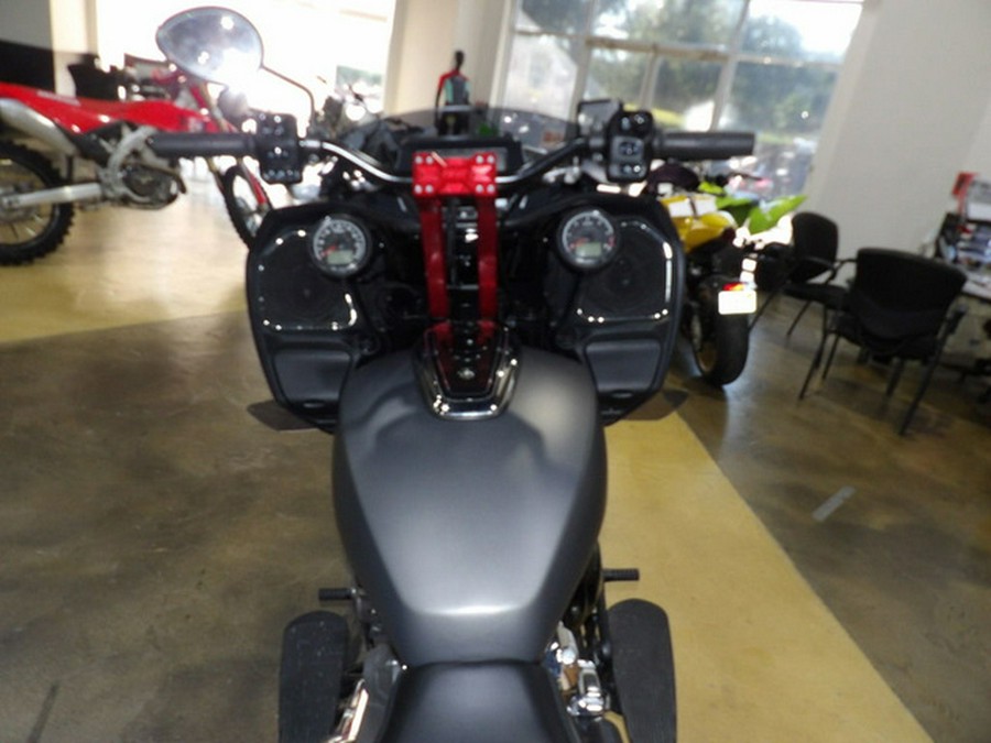 2021 Indian Challenger Titanium Smoke