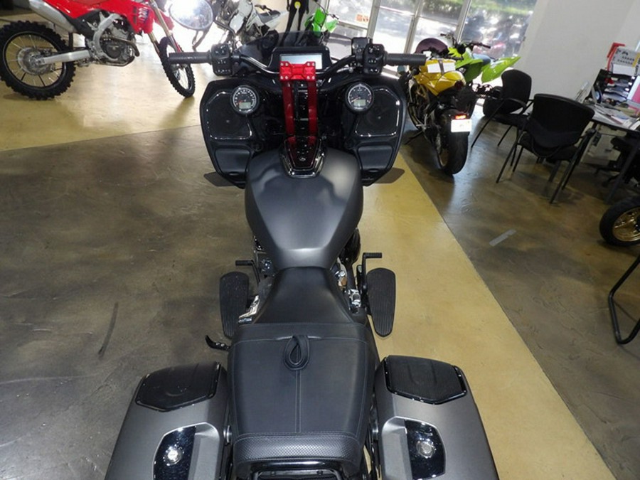 2021 Indian Challenger Titanium Smoke