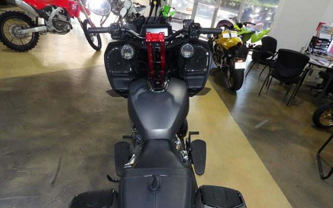 2021 Indian Challenger Titanium Smoke