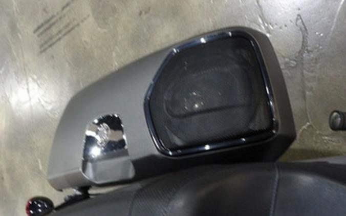 2021 Indian Challenger Titanium Smoke