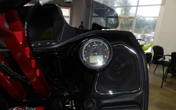 2021 Indian Challenger Titanium Smoke