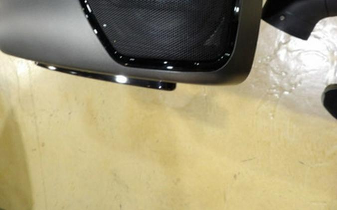 2021 Indian Challenger Titanium Smoke