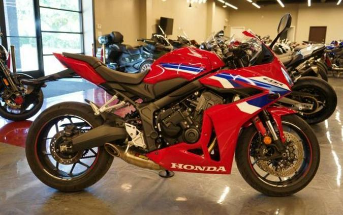 2025 Honda® CBR650RAC E-CLUTCH