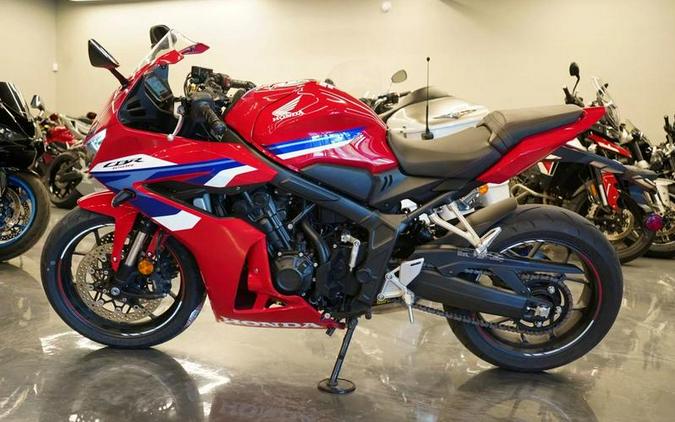 2025 Honda® CBR650RAC E-CLUTCH