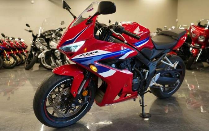 2025 Honda® CBR650RAC E-CLUTCH