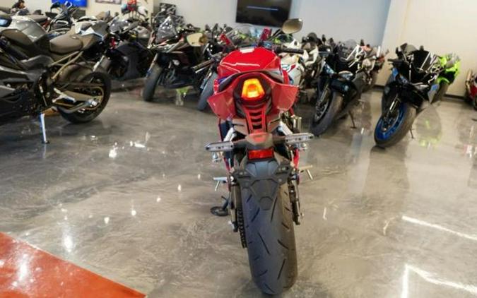 2025 Honda® CBR650RAC E-CLUTCH