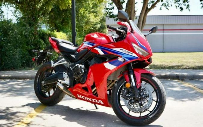 2025 Honda® CBR650RAC E-CLUTCH