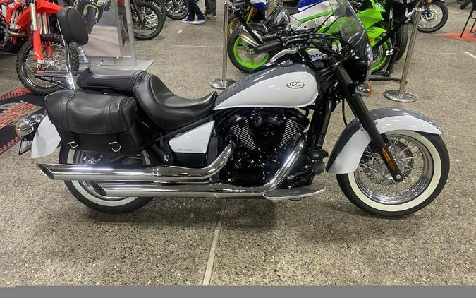 2021 Kawasaki Vulcan® 900 Classic