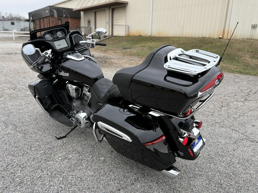 2026 Indian Motorcycle Pursuit® Limited® with 112