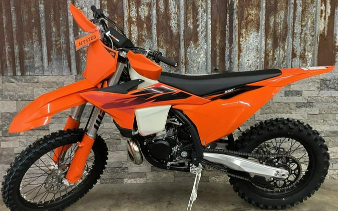 2027 KTM 250 XC