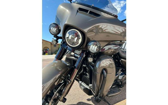 2021 Harley-Davidson® Electra Glide® CVO™ Limited