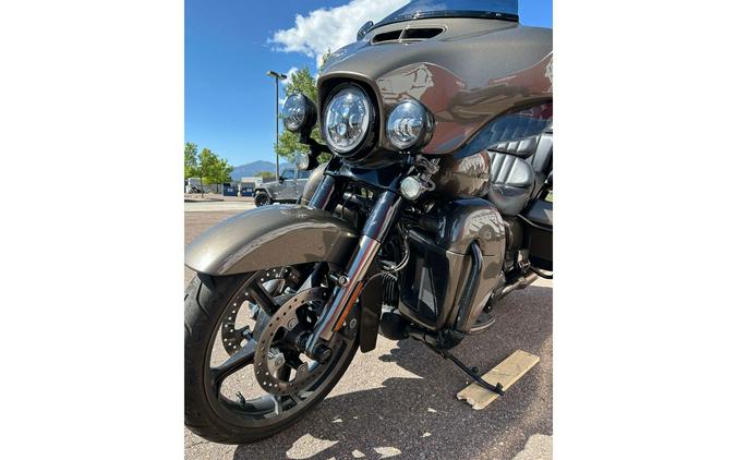 2021 Harley-Davidson® Electra Glide® CVO™ Limited