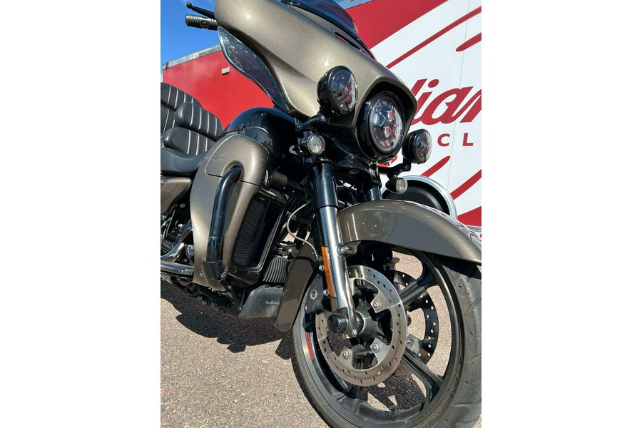 2021 Harley-Davidson® Electra Glide® CVO™ Limited