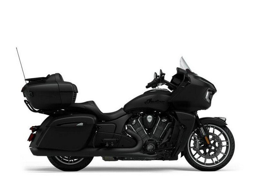 2024 Indian Motorcycle® Pursuit® Dark Horse® Black Smoke