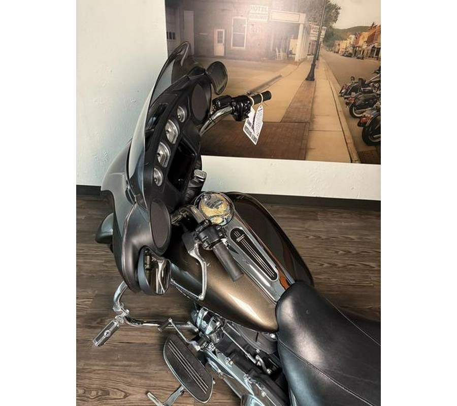 2021 Harley-Davidson® FLHX - Street Glide®