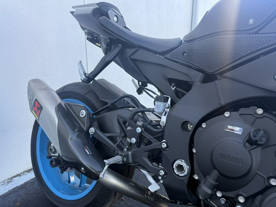 2023 Yamaha YZF-R1