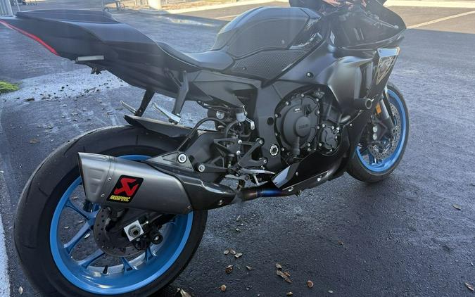 2023 Yamaha YZF-R1