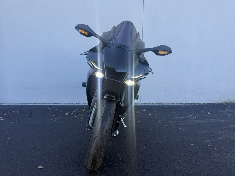 2023 Yamaha YZF-R1
