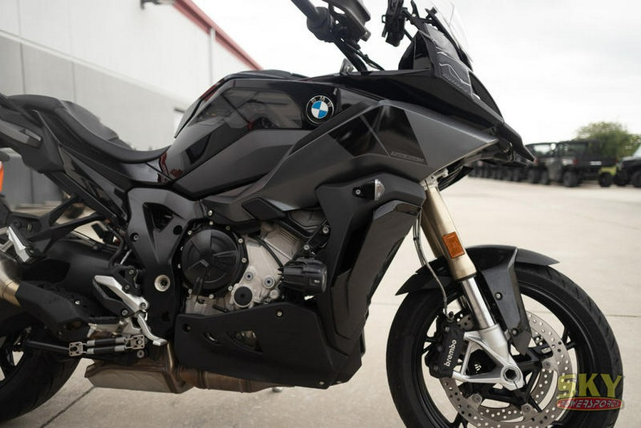 2022 BMW S 1000 XR Triple Black