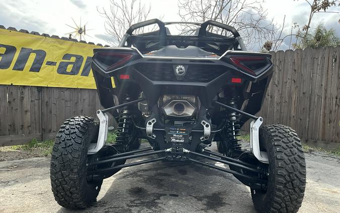 2024 Can-Am Maverick R