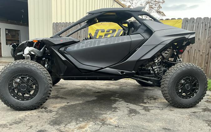 2024 Can-Am Maverick R