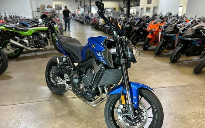 2016 Yamaha FZ-09