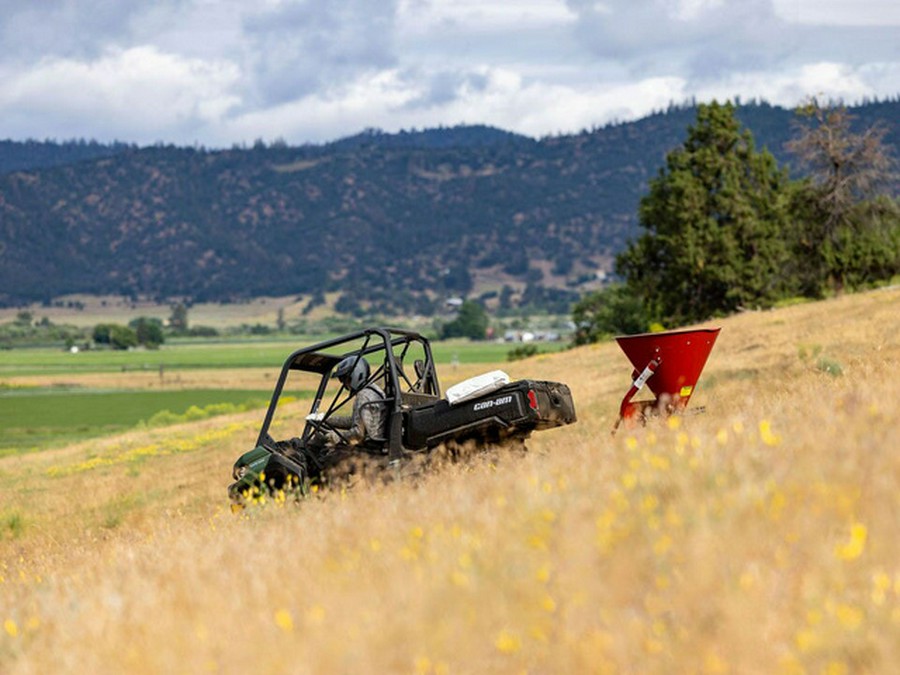 2025 Can-Am Defender MAX DPS HD9