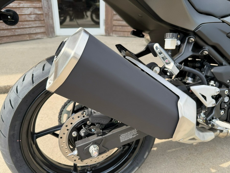 2025 Kawasaki Z500 ABS