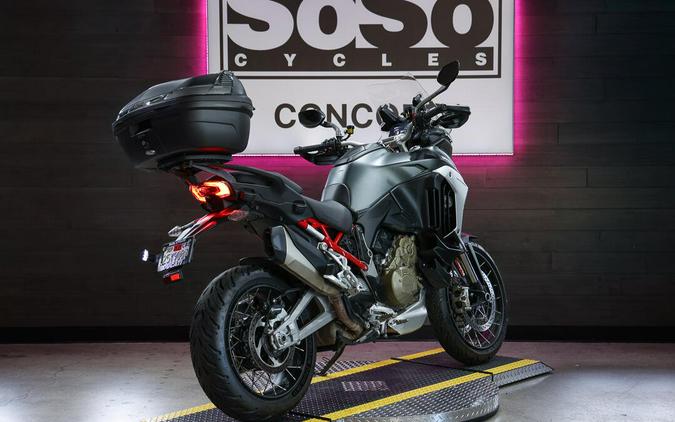 2022 Ducati Multistrada V4 S Travel & Radar