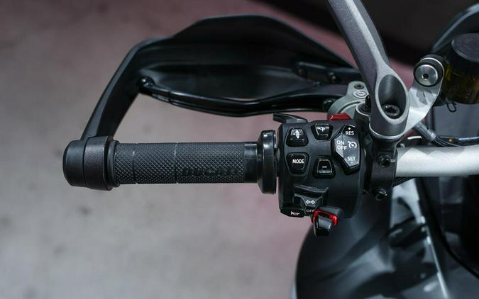 2022 Ducati Multistrada V4 S Travel & Radar