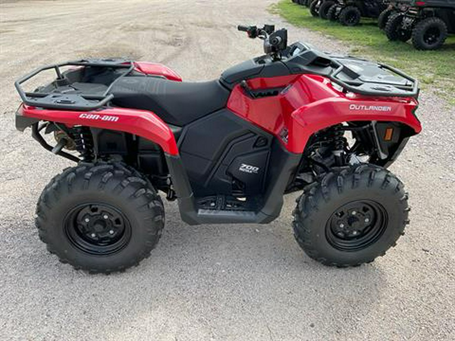 2026 Can-Am Outlander DPS 700