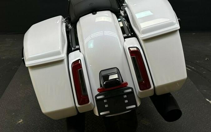 Harley-Davidson Street Glide® 2024 FLHX WHITE ONYX PRL