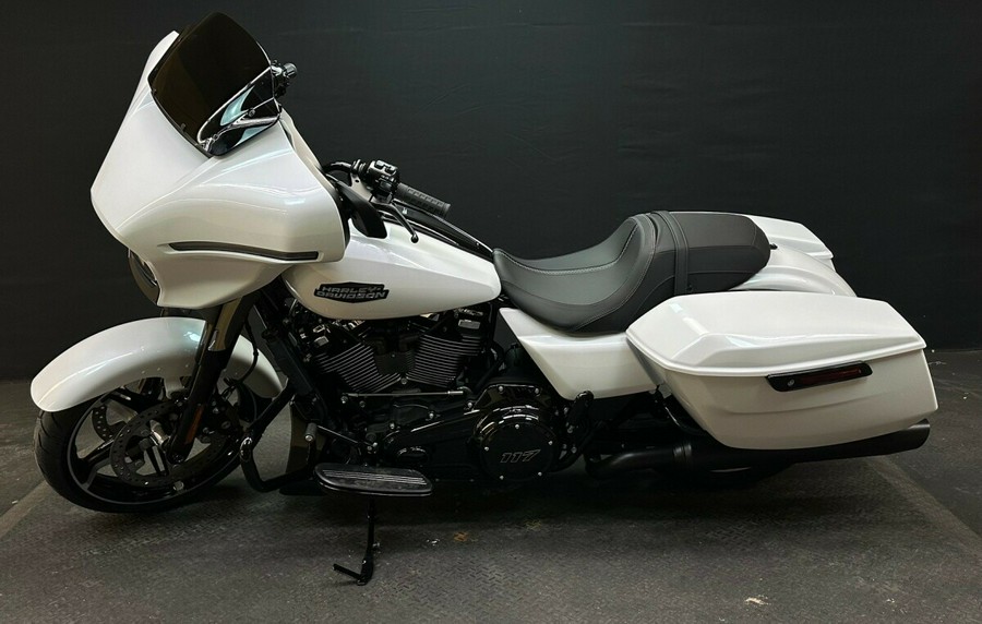 Harley-Davidson Street Glide® 2024 FLHX WHITE ONYX PRL