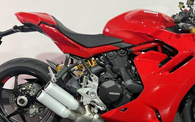 2024 Ducati Supersport 950 S Red