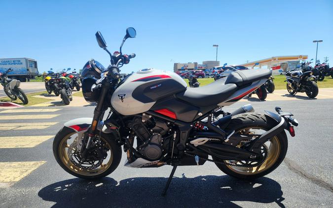 2026 Triumph Trident 800