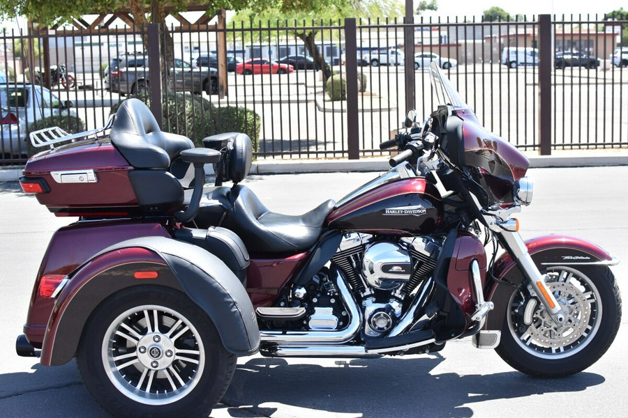 2015 Harley-Davidson Tri Glide Ultra FLHTCUTG