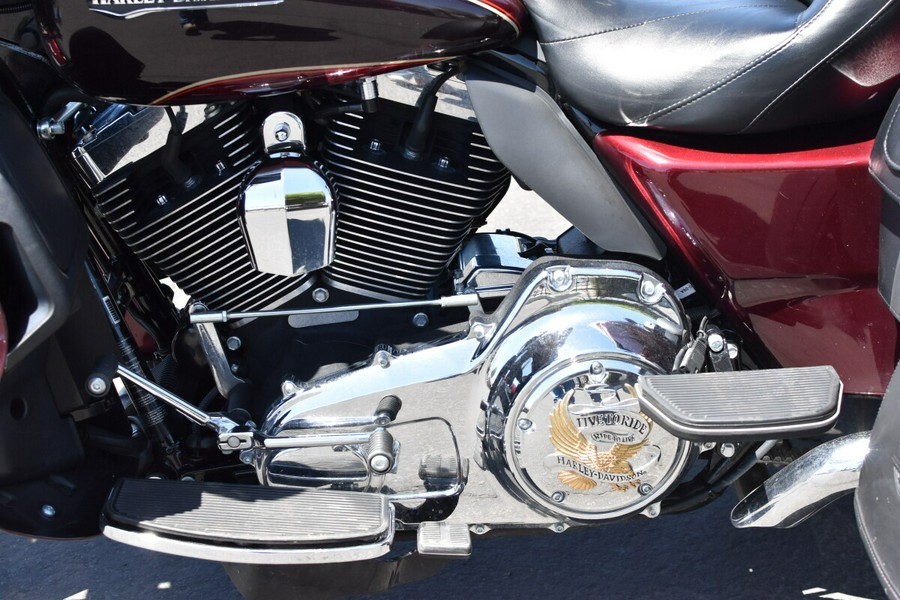2015 Harley-Davidson Tri Glide Ultra FLHTCUTG