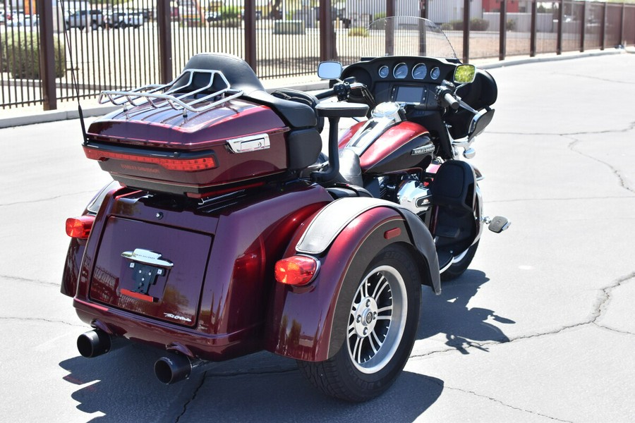 2015 Harley-Davidson Tri Glide Ultra FLHTCUTG
