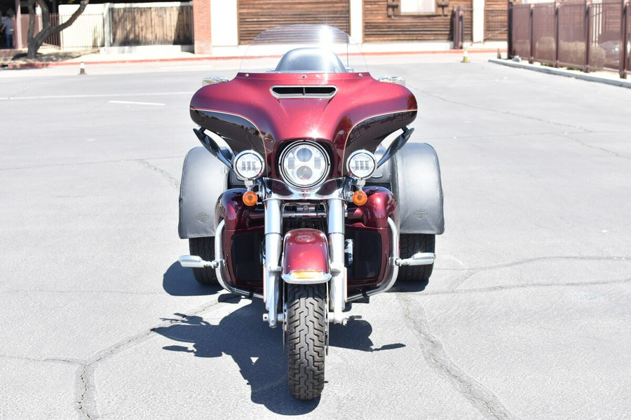 2015 Harley-Davidson Tri Glide Ultra FLHTCUTG